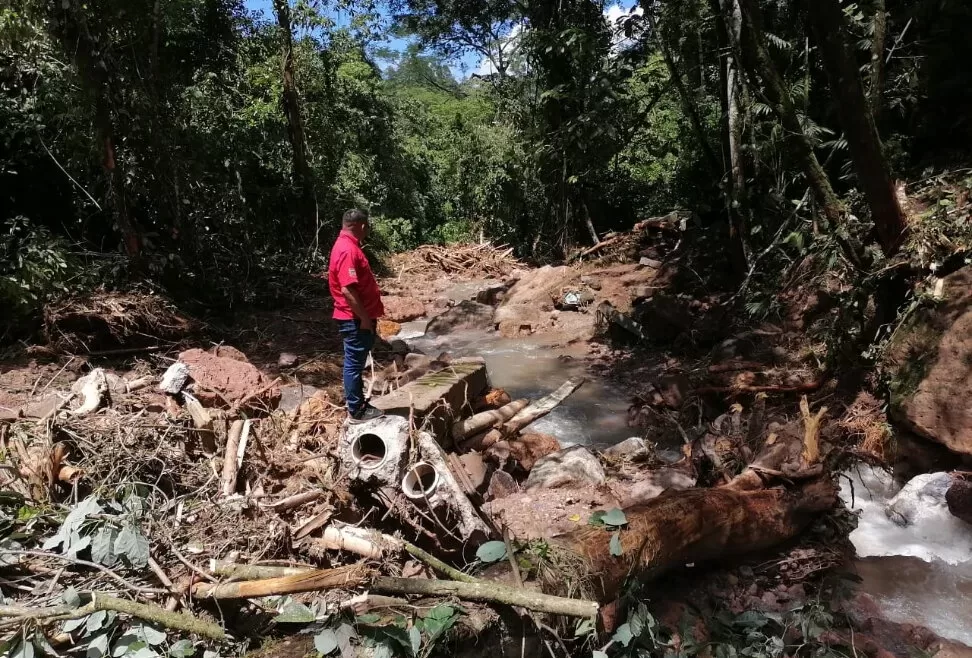 Unas 8 mil viviendas quedan sin agua potable por fuertes lluvias en Santa Cruz de Yojoa