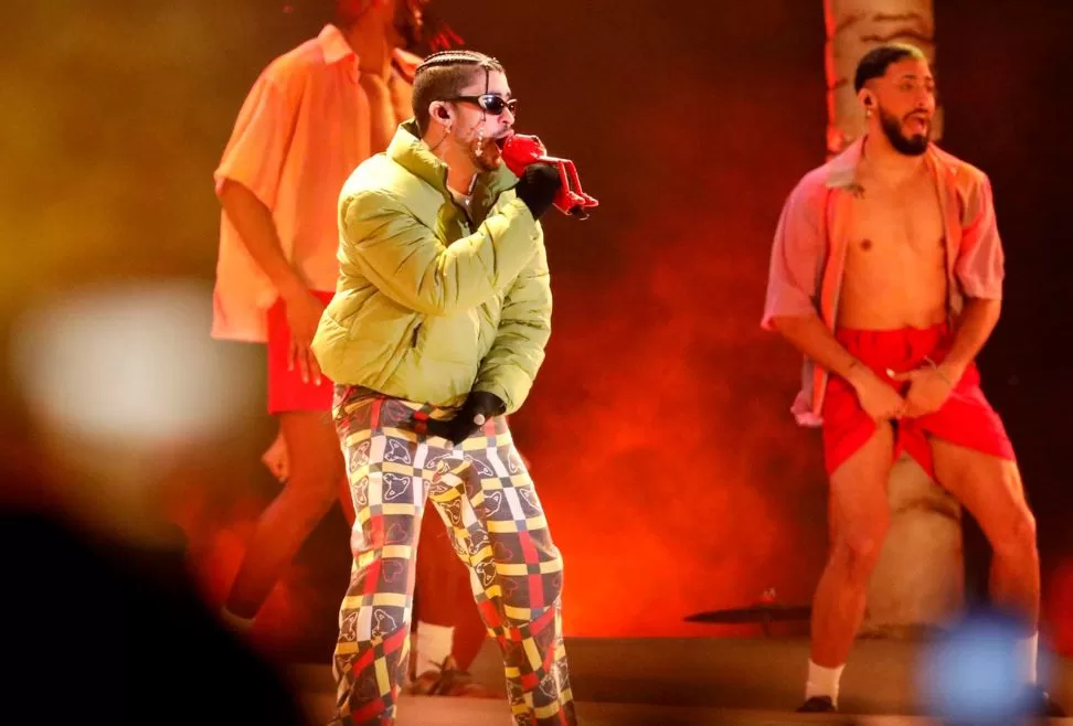 Bad Bunny lanza un disco que promete una vez más revolucionar la industria musical