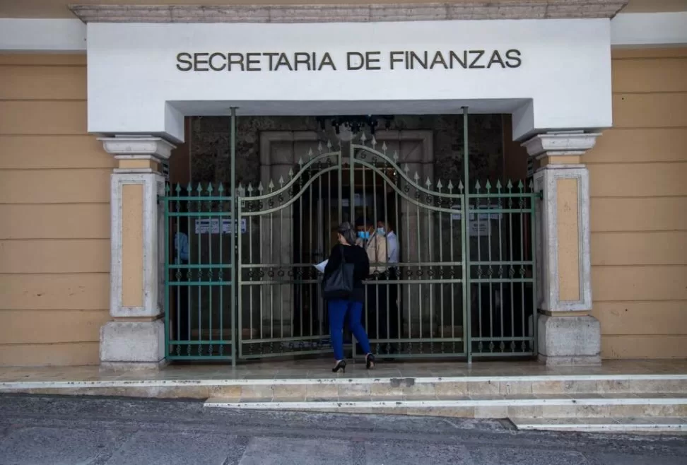 Fachada de la Secretaría de Finanzas.