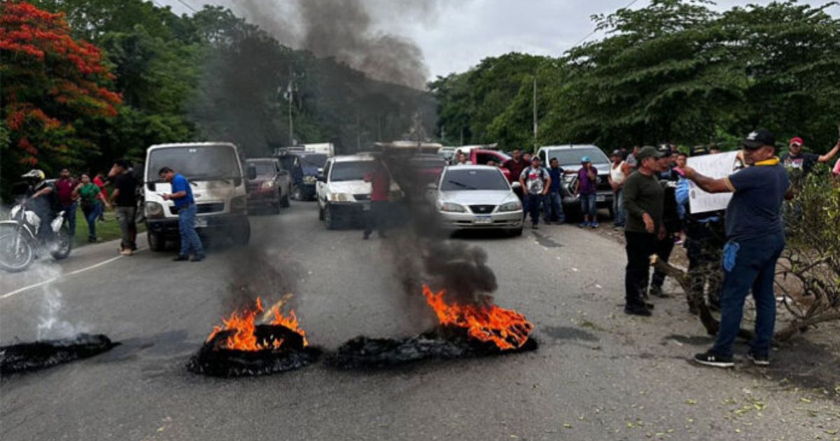 protestas Cofradia pobladores reforma 77