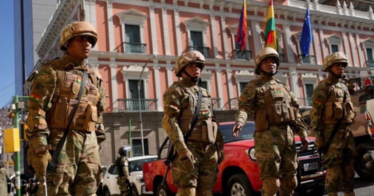 Alerta en Bolivia: Denuncian levantamiento militar y amenaza a la democracia