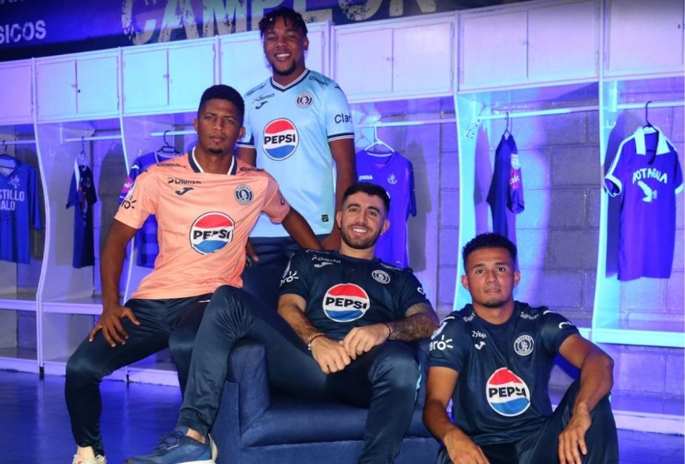 Motagua presume su nuevo plumaje para el Torneo Apertura