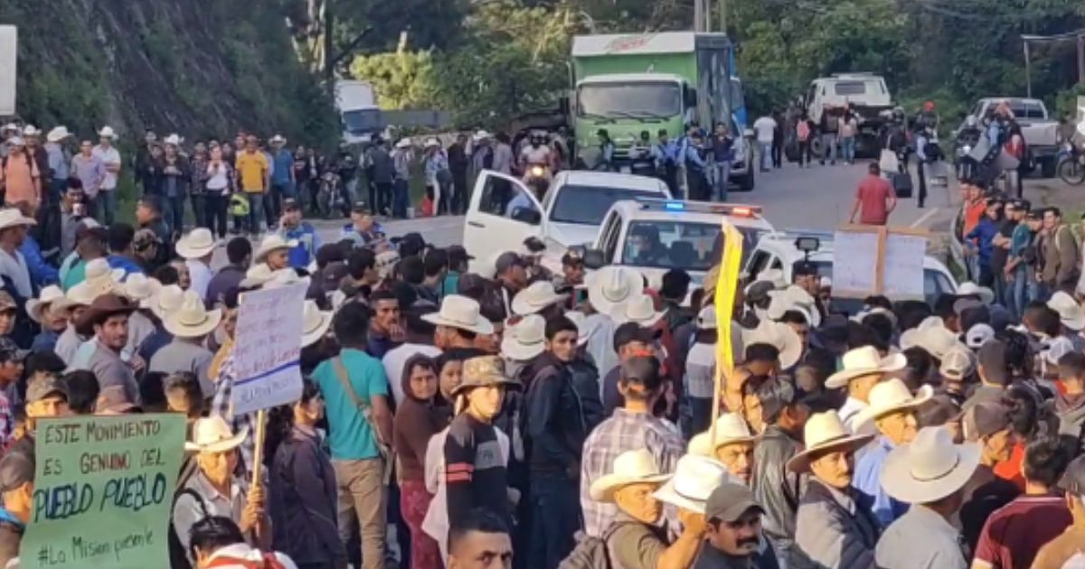 Carreteras bloqueadas en Lempira y Francisco Morazán por protestas (video)