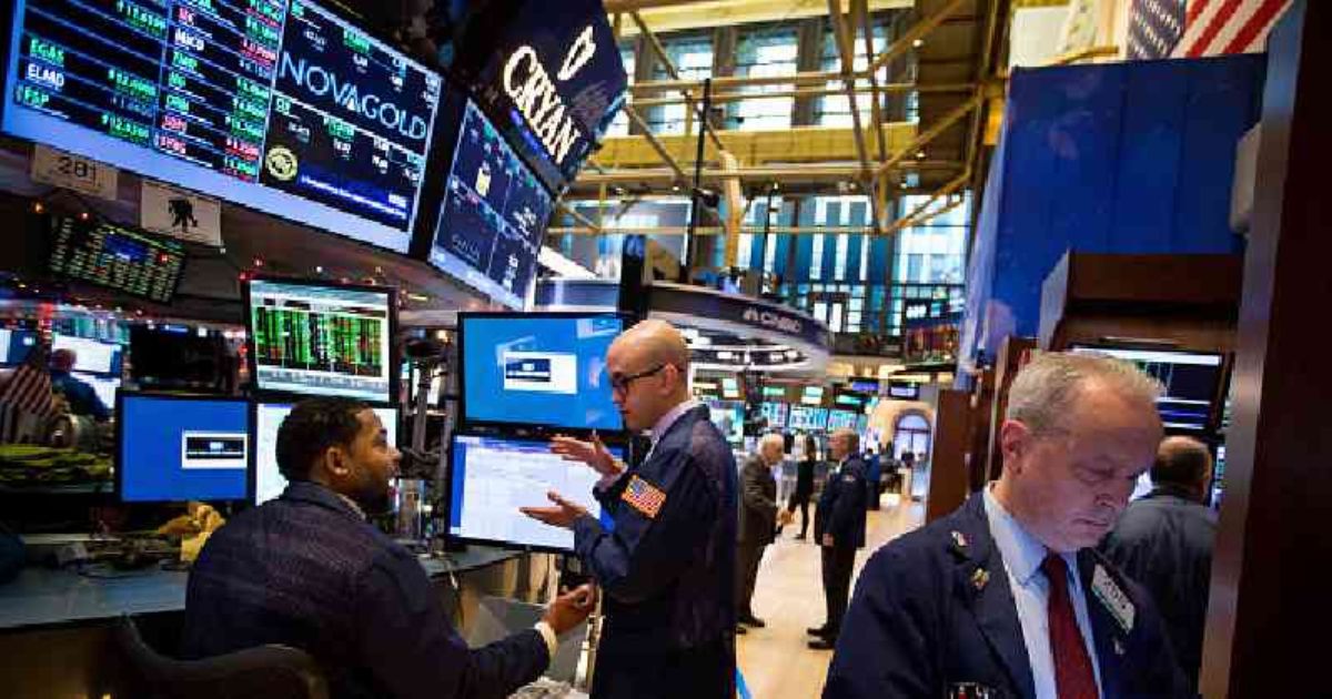 Wall Street cierra al alza