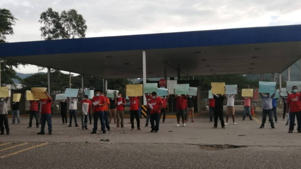 Trabajadores de Gildan protestan en Villanueva,  exigiendo cumplimiento de acuerdo de 2023