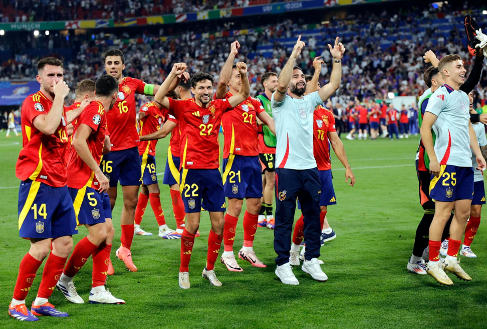 España celebra su clasificación a la final