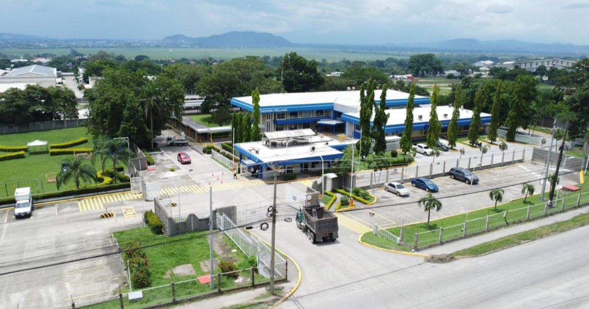 Cierre de tabacalera en Honduras amenaza empleo e inversión extranjera, según sector obrero (video)