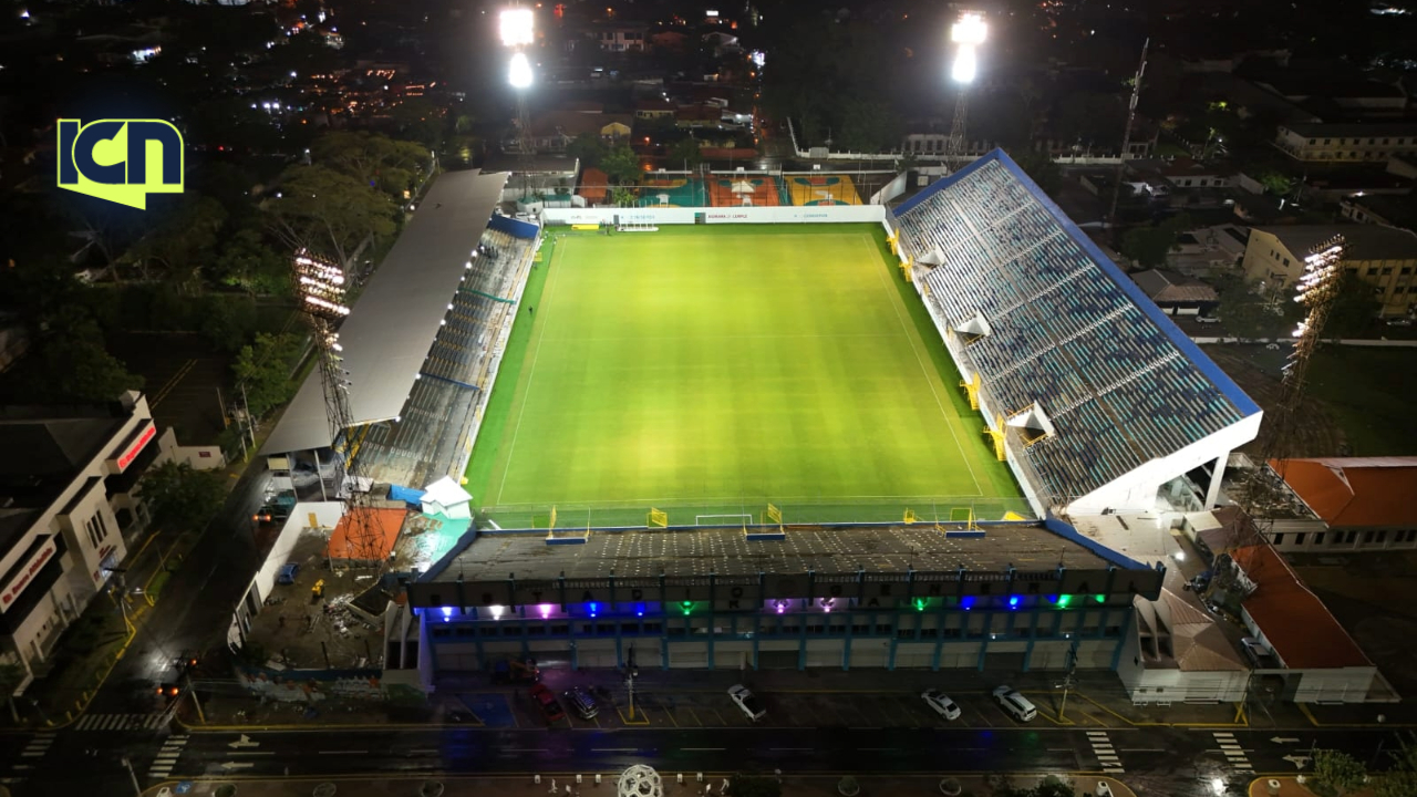 Gobierno inaugura cancha de primer mundo: la del Estadio Morazán de SPS