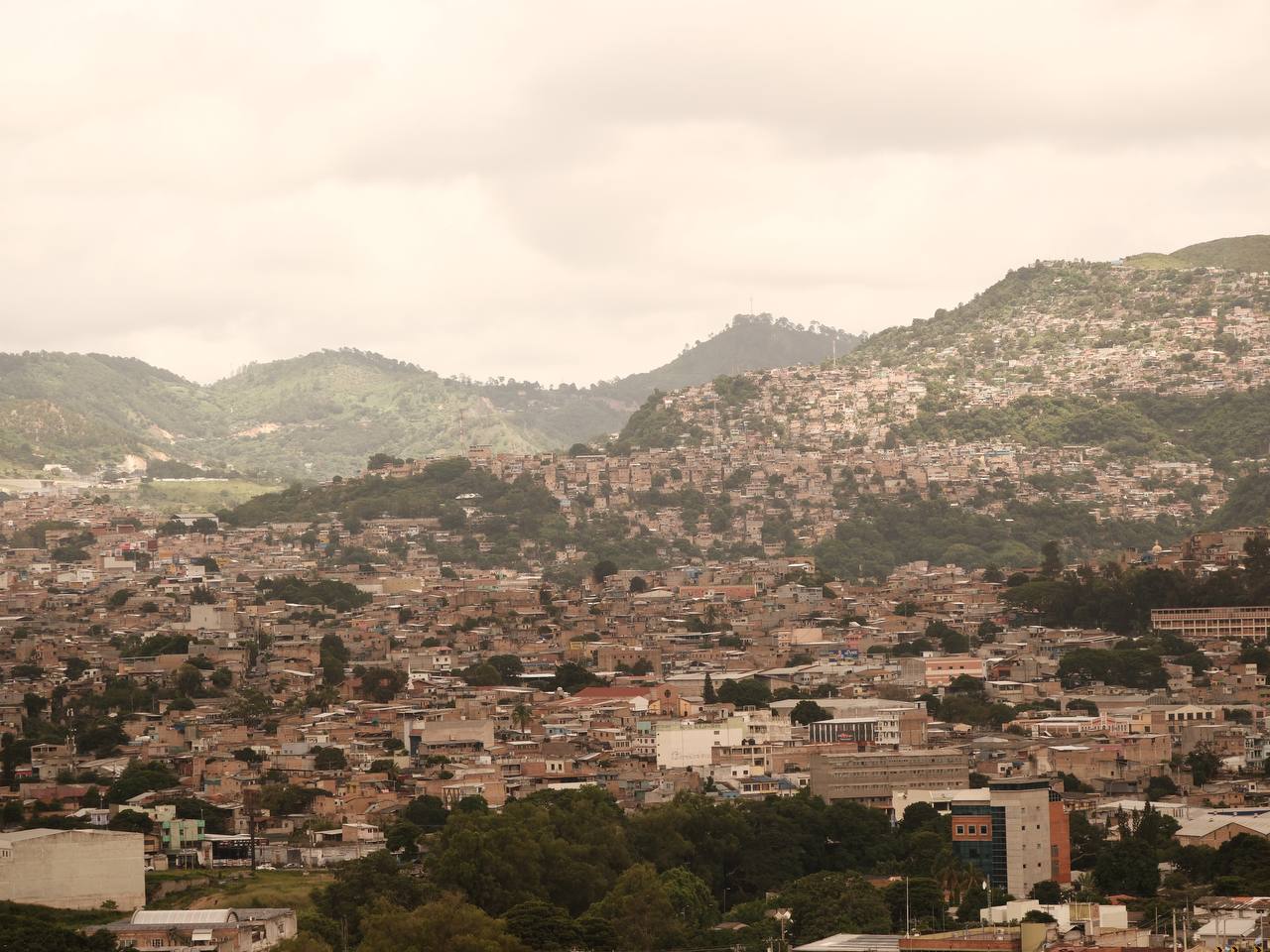 Lluvias en escena: Honduras se viste de gris (video)