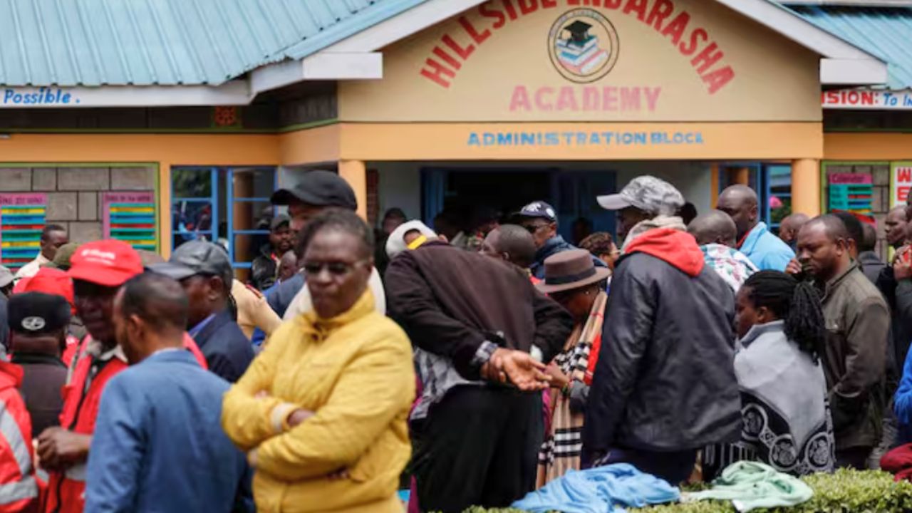 Incendio en escuela de Kenia deja 17 niños muertos y 14 heridos