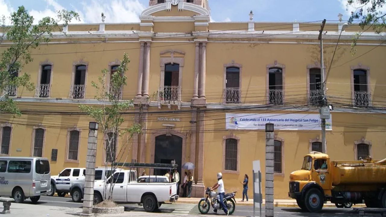 Inundaciones afectan el Hospital General San Felipe (VIDEO)