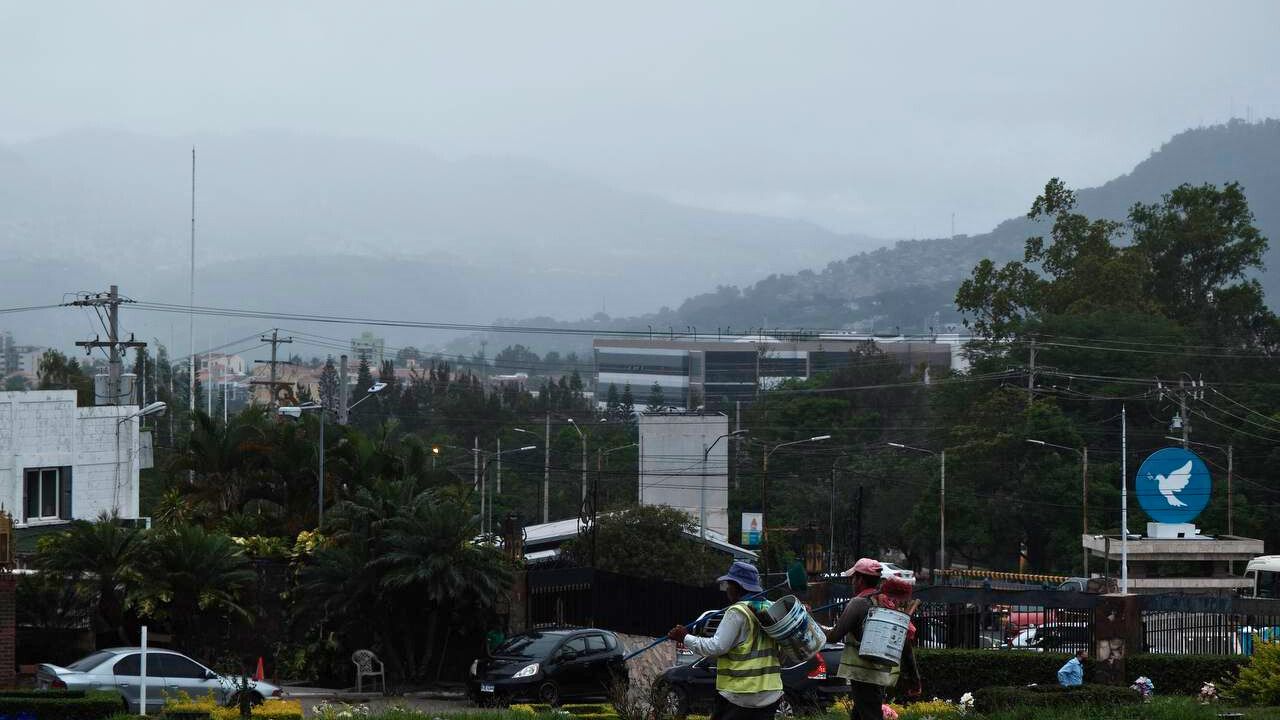 Onda Tropical causará lluvias en todo el país