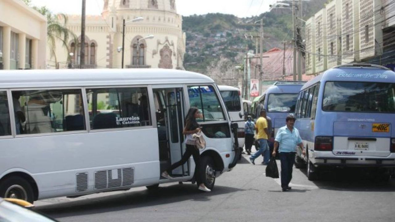 Según dirigentes del transporte, nuevo decreto en Tegucigalpa busca criminalizar la protesta