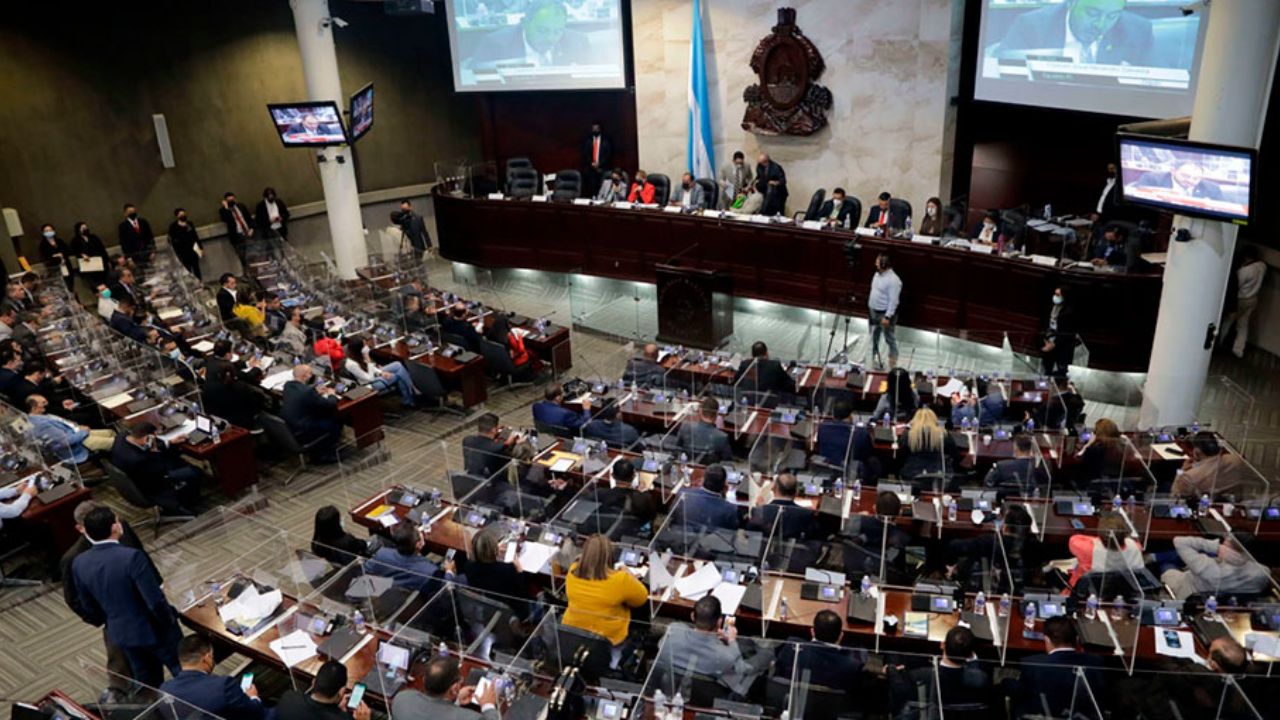 CN aprueba Ley Procesal Electoral para elecciones 2025 (video)